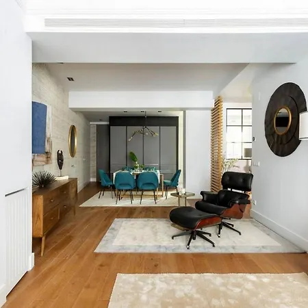 Beautiful Up To 6 Guests Appartamento